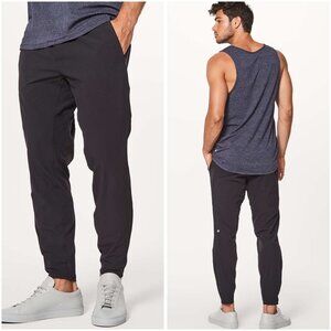 Lululemon Men's In Mind Pant in Black 30" Size M